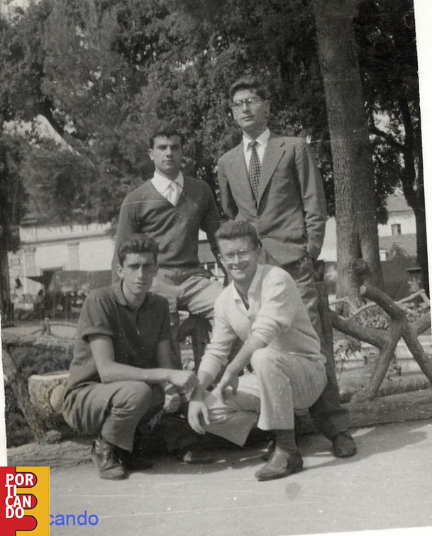 1960 circa Roberto Giordano Peppe Muoio e due amici