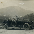 1930 circa Felice Liberti e Felice Landi in auto nei pressi di santi quaranta