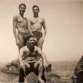 1954 Carmine Leopoldo con amici a capri