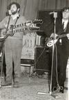 1968 Antonello AngelinI con il basso-chitarra