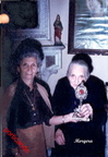 Mamma Lucia E la signora Criscuolo nella chiesa del purgatorio settembte 1979