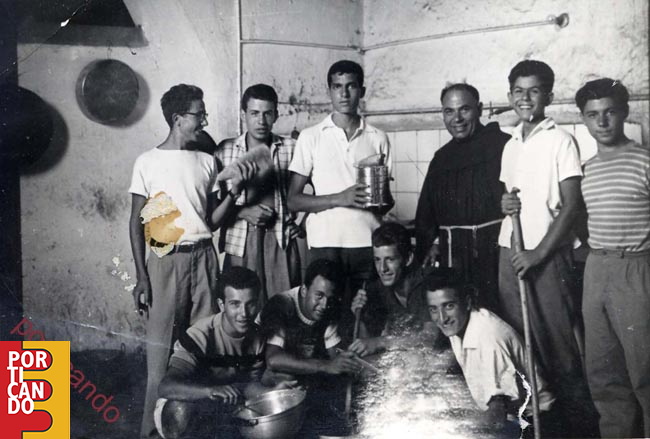1958 circa campeggio a Maiori Padre Baldini Antonio Baldi Luigi Antonio Di Serio Peppino Violante