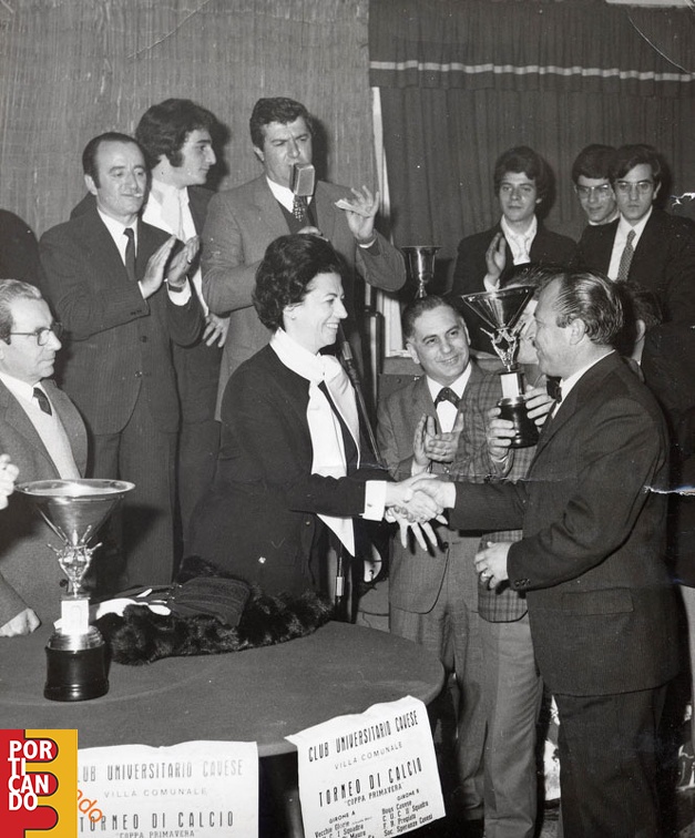 1965 circa premiazione torneo primavera Carlo Coppola Mario Siani Claudio Accarino Alessandro Pisapia Iervolino Verbena etc