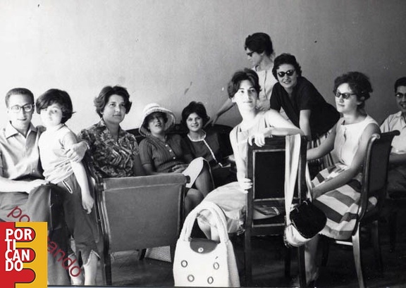 1953 circa Ferruccio Paolillo Maria Ioele Maria Canfora sorlle Avigliano Mariangela Guerritore Francesca e Annamaria Virno