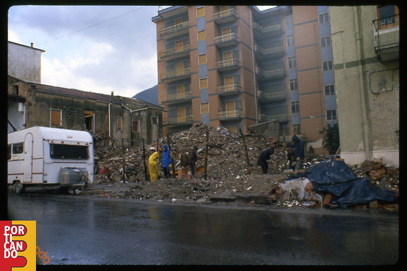 1980 terremoto (14)