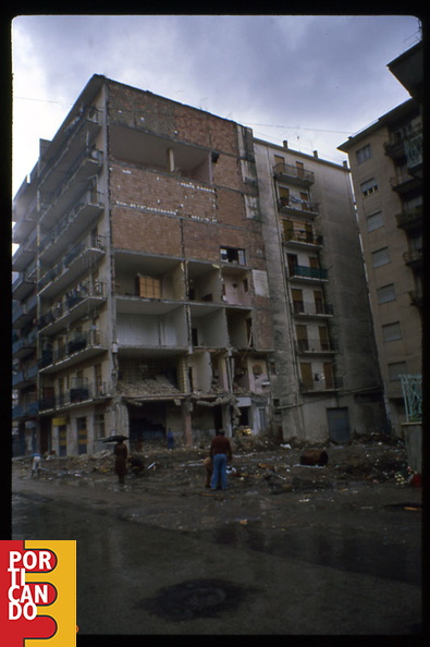 1980 terremoto (21)
