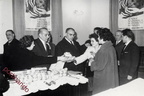 1963 Befana del Vigile Eugenio Abbro ( Sindaco ) e Luigi Durante (assessore alle finanze)