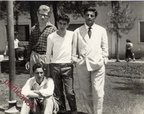 1958 Prospero De Filippis -  fine della scuola Massimo Angelini Geppino Bruno io e seduto Francesco Dell'Erba