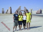 Michele Trezza con colleghi Agenti di Viaggio davanti porta di Allah a Sharm El Sheikh - Educational Mar Rosso Novembre 06