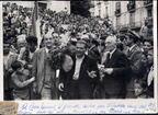 1953 dopo la benedizione in primo piano don Alfredo Di Mauro (1)