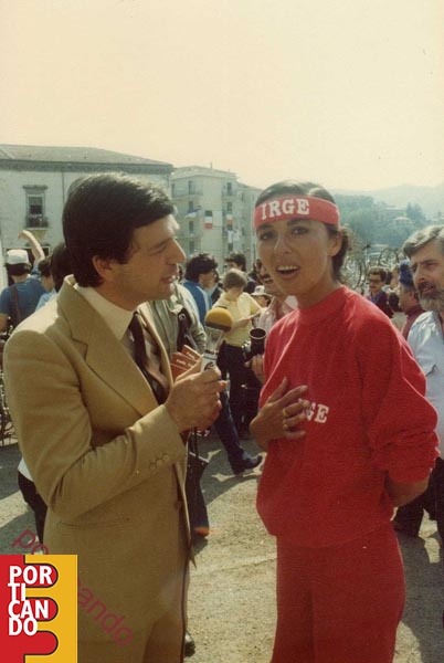 Giro 82 - Gino Avella-  intervista una miss-foto Antonio Luciano