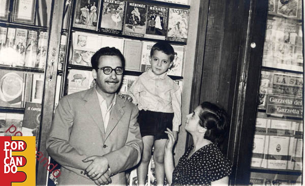 1958 circa Elio Lamberti ( rondinella ) con la moglie ed il figlio mario