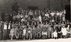 1955 circa maestranze Senatore con famiglie e vescovo