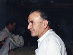 1990 circa Gaetano Lambiase  tappezziere al borgo scacciaventi