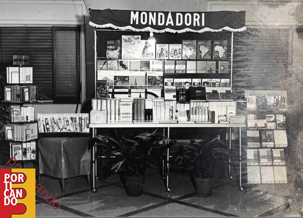 1962_mostra_del_libro_organizzata_da_Elio_-_Mondadori.jpg