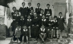1949 IV e V elementare opera ragazzi di San Filippo con padre D'Onghia