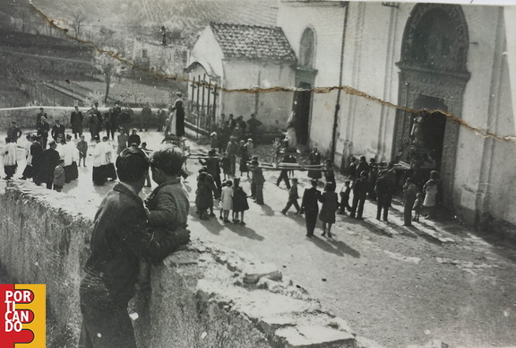 1929 uscita della processione annunziata ( foto di Andrea Falcone)