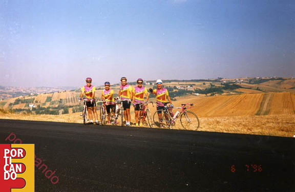 1996 gita di un gruppo di ciclisti di Cava