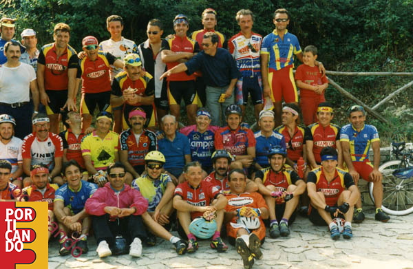 sg4_Contursi_Terme_ago_1997_gruppo_partecipanti.jpg