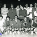 1969 circa giocatori di basket Lucio Ferrara Francesco Ioele ed altri con Peppe Romano