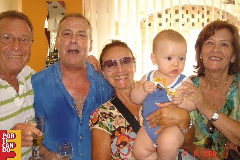 2008 Lucio Romano junior con nonni italiani e spagnoli