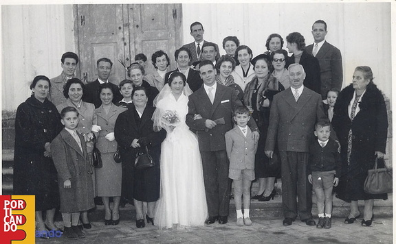 1955 Alfonso e Maria Lambiase zii di Giovanni Sarno fra gli altri Antonio Medolla e Zi Pascarella