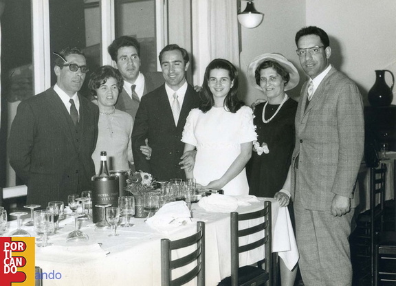 1969 circa Giovanni Santoriello e Vittoria Marino con I fratelli Lambiase e Zelinda
