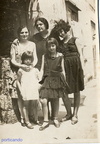 1930 30 luglio dopo terremoto Pinella Beatrice Maria Genoino  la figlia Rosetta e Maria
