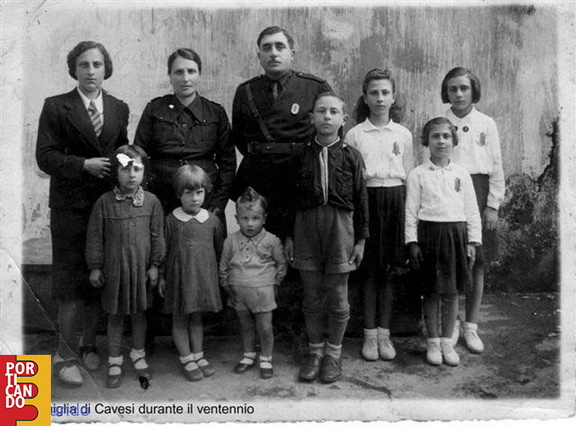 1935 famiglia cavese durante il ventennio ( foto di Albino Sartori )