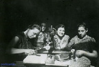 1938 Vincenza Melone con le sue allieve 25 ago