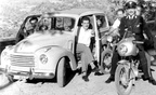 1950 circa Manduca e Galati sulla giardinetta