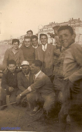 1950 gita in costiera sosta a Castellamare 1