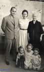 1956 Salvatore Ragazzino e Rosa Benincasa conErmelinda Saggese e le Langiano