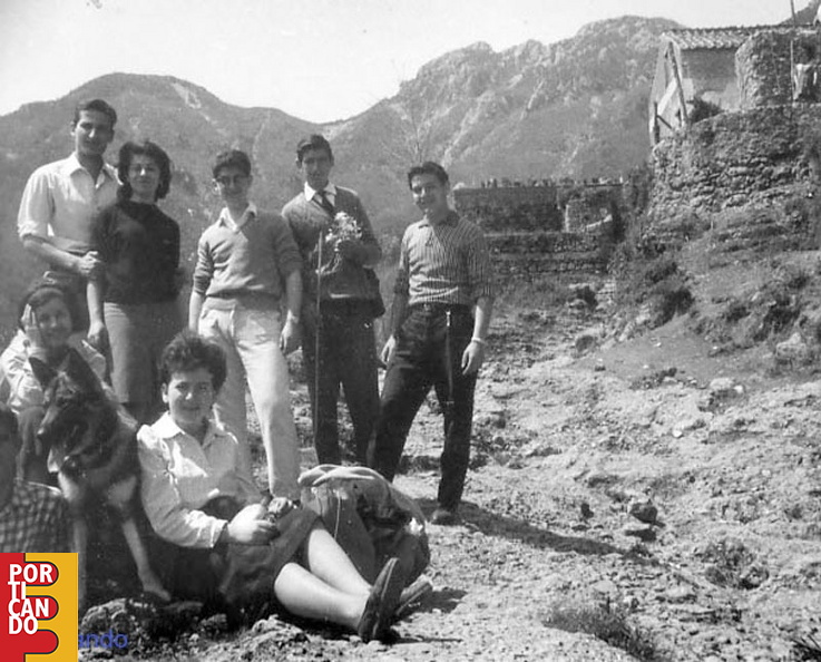1962 Lunedi in Albis Gioacchino Senatore e Maria Russo con amici