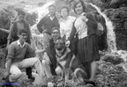1962 Lunedi in Albis Gioacchino Senatore e Maria Russo con amici umani e animali