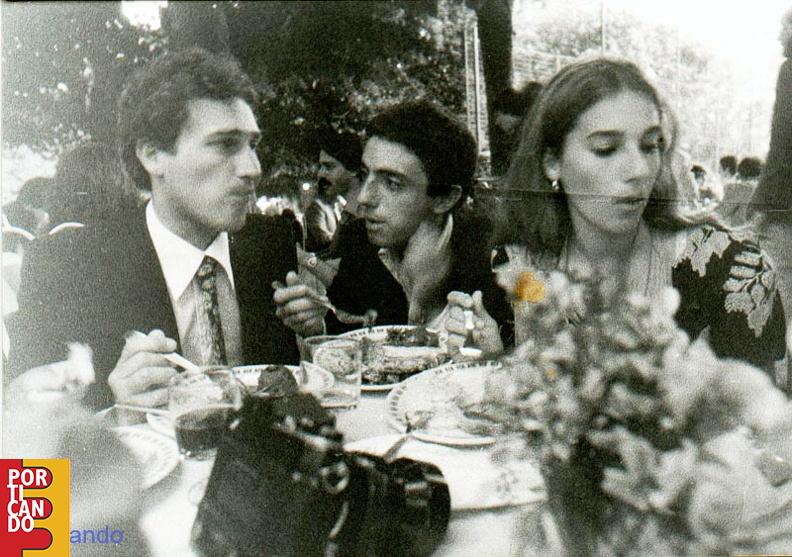 1975 circa Peppe e Patrizia Macario e un gemello Capuano ( quale ) (19-6-1976)