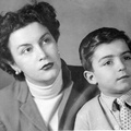 1953 Bruno Lambiase e mamma