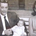 1960 CIRCA Nicola Di mauro la figlia Elvira ed il primo nipotino