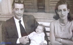 1960 CIRCA Nicola Di mauro la figlia Elvira ed il primo nipotino