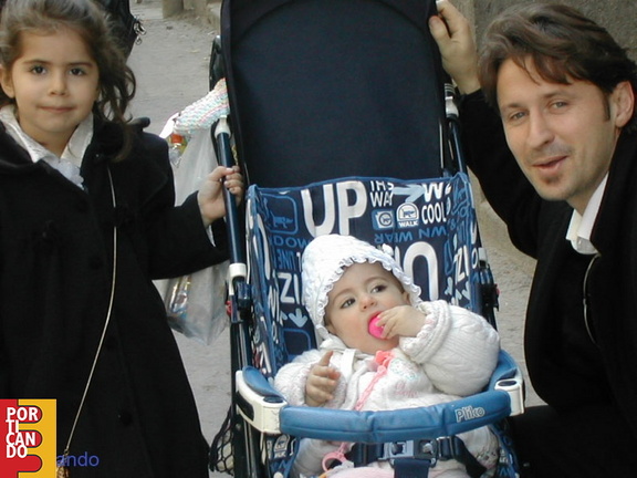 2004 Guido Missani e figlie