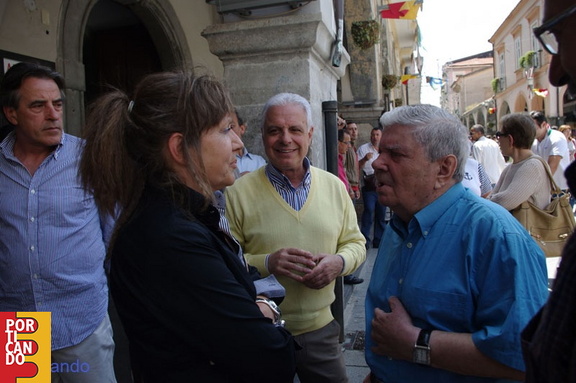 2013 06 09 Rosaria Langiano e Mimi Lamberti con Mario Pagano