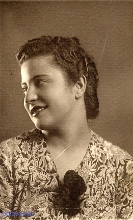 1941 Dora Ricciardi