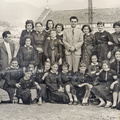 CARDUCCI 1956 1957 II E di Teresa Panzella Prof Riccardo Romano con i bidelli Melchionda e Santoriello