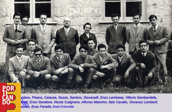 FOTO NUM -  033  -  1956 1957 I B di Enzo Senatore Filipo Giordano Italo Cavallo Antonio Naddeo Nicola Cutignano Mario Lamberti