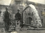 1958 Alfonso Passa con invenzione per la irrigazione (foto di Francesco Nicoli )