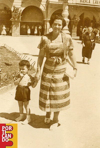 1950 Francesco Accarino e mamma