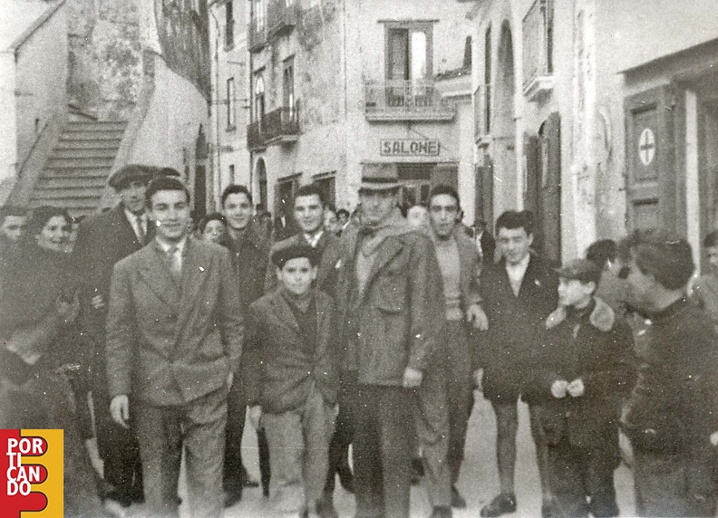 1953_Piazza_di_SantaLucia_Vincenzo_e_Gennaro_Lamberti_Pietro_e_Torquato_Baldi.jpg