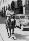 Pasquale 'o lattaro a cavallo
