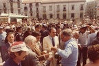 Giro 82 - Il Sindaco avv[1]. Angrisani e assessori vari brindano-foto Antonio Luciano