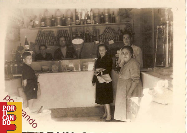 1953_circa_generi_alimentari_di_Carmine_Leopoldo_detto_Don_Carminuccio_o__Baccalaiuolo.jpg